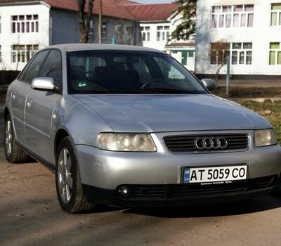 Серый Ауди А3, объемом двигателя 1.6 л и пробегом 213 тыс. км за 4000 $, фото 1 на Automoto.ua