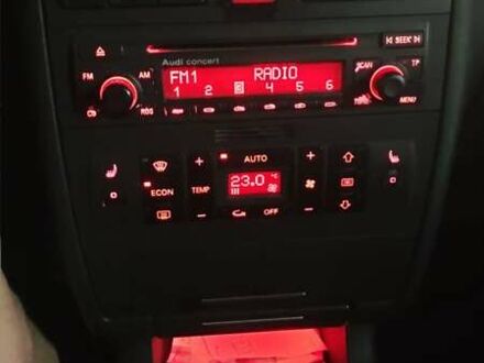 Сірий Ауді А3, об'ємом двигуна 1.6 л та пробігом 176 тис. км за 4800 $, фото 1 на Automoto.ua