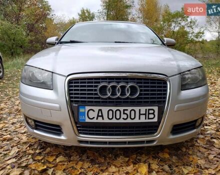 Сірий Ауді А3, об'ємом двигуна 2 л та пробігом 262 тис. км за 8000 $, фото 1 на Automoto.ua