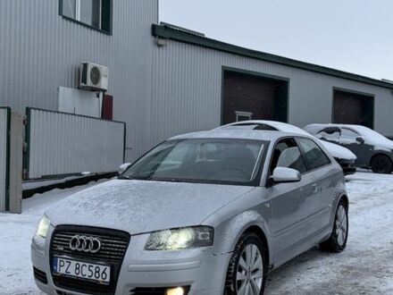 Сірий Ауді А3, об'ємом двигуна 2 л та пробігом 300 тис. км за 2800 $, фото 1 на Automoto.ua