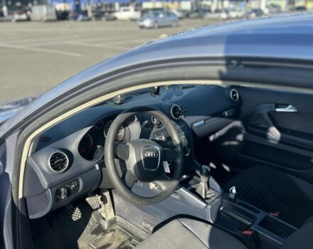 Серый Ауди А3, объемом двигателя 1.6 л и пробегом 330 тыс. км за 3000 $, фото 1 на Automoto.ua