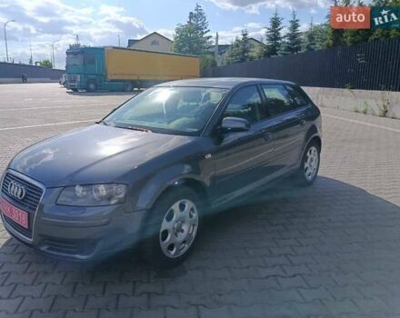 Серый Ауди А3, объемом двигателя 1.8 л и пробегом 268 тыс. км за 7500 $, фото 1 на Automoto.ua