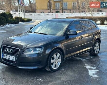 Серый Ауди А3, объемом двигателя 1.6 л и пробегом 353 тыс. км за 5999 $, фото 1 на Automoto.ua