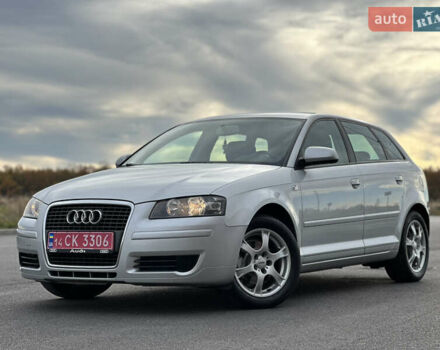 Ауді А3 2008 у Вінниці на Automoto.ua Сірий Ауді А3, об'ємом двигуна 1.6 л та пробігом 204 тис. км за 7999 $, фото 1 на Automoto.ua