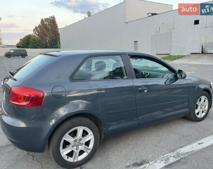 Сірий Ауді А3, об'ємом двигуна 1.6 л та пробігом 282 тис. км за 9500 $, фото 1 на Automoto.ua