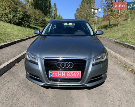 Сірий Ауді А3, об'ємом двигуна 1.8 л та пробігом 233 тис. км за 10850 $, фото 1 на Automoto.ua