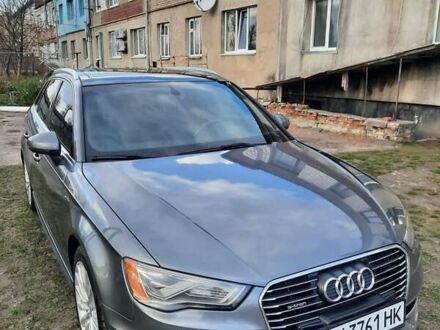 Ауди А3 2015 в Житомире на Automoto.ua Серый Ауди А3, объемом двигателя 1.4 л и пробегом 234 тыс. км за 14900 $, фото 1 на Automoto.ua