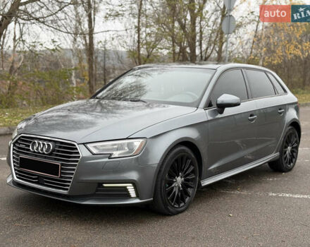 Серый Ауди А3, объемом двигателя 1.4 л и пробегом 153 тыс. км за 14900 $, фото 1 на Automoto.ua