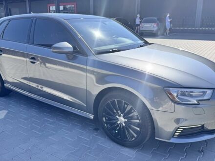 Ауди А3 2017 в Житомире на Automoto.ua Серый Ауди А3, объемом двигателя 1.4 л и пробегом 153 тыс. км за 15899 $, фото 1 на Automoto.ua