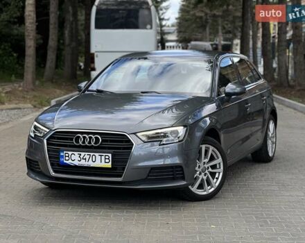 Серый Ауди А3, объемом двигателя 1.6 л и пробегом 175 тыс. км за 17950 $, фото 1 на Automoto.ua