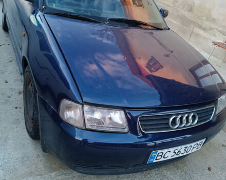 Синий Ауди А3, объемом двигателя 1.8 л и пробегом 1000 тыс. км за 1700 $, фото 3 на Automoto.ua