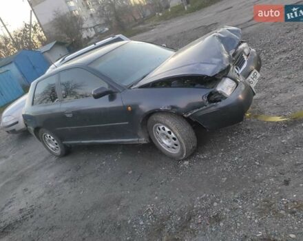 Синій Ауді А3, об'ємом двигуна 1.6 л та пробігом 250 тис. км за 2315 $, фото 5 на Automoto.ua