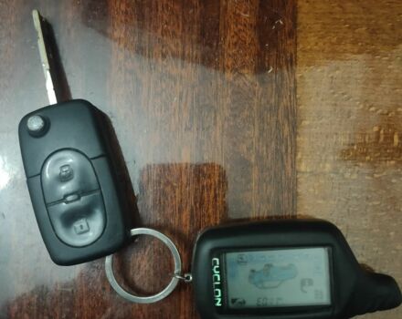 Синій Ауді А3, об'ємом двигуна 1.6 л та пробігом 250 тис. км за 2315 $, фото 8 на Automoto.ua