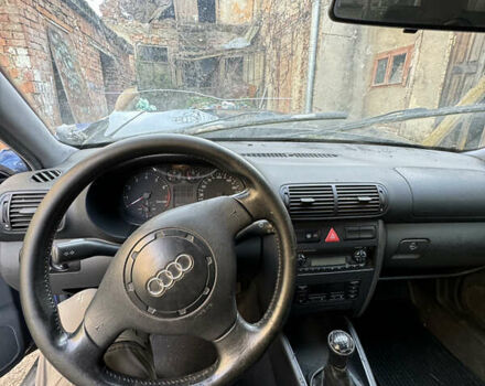 Синій Ауді А3, об'ємом двигуна 1.6 л та пробігом 273 тис. км за 700 $, фото 20 на Automoto.ua