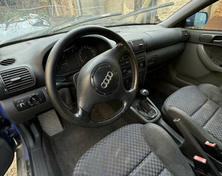 Синій Ауді А3, об'ємом двигуна 1.6 л та пробігом 273 тис. км за 700 $, фото 19 на Automoto.ua