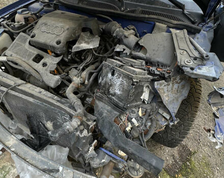 Синій Ауді А3, об'ємом двигуна 1.6 л та пробігом 273 тис. км за 700 $, фото 9 на Automoto.ua