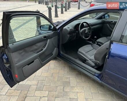 Синий Ауди А3, объемом двигателя 1.8 л и пробегом 307 тыс. км за 3190 $, фото 9 на Automoto.ua