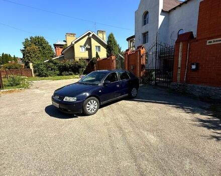 Ауди А3 2001 в Харькове на Automoto.ua Синий Ауди А3, объемом двигателя 1.6 л и пробегом 260 тыс. км за 3250 $, фото 1 на Automoto.ua