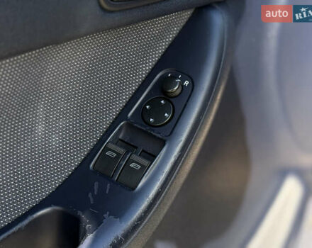 Ауди А3 2001 в Киеве на Automoto.ua Синий Ауди А3, объемом двигателя 1.78 л и пробегом 312 тыс. км за 3950 $, фото 11 на Automoto.ua