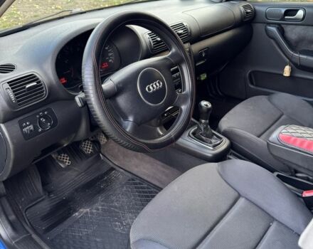 Синий Ауди А3, объемом двигателя 1.6 л и пробегом 334 тыс. км за 4300 $, фото 5 на Automoto.ua