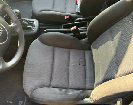 Синий Ауди А3, объемом двигателя 1.6 л и пробегом 295 тыс. км за 4900 $, фото 8 на Automoto.ua