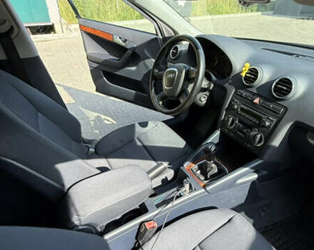 Синий Ауди А3, объемом двигателя 1.6 л и пробегом 288 тыс. км за 5400 $, фото 8 на Automoto.ua