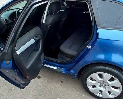 Синий Ауди А3, объемом двигателя 1.6 л и пробегом 225 тыс. км за 6300 $, фото 6 на Automoto.ua