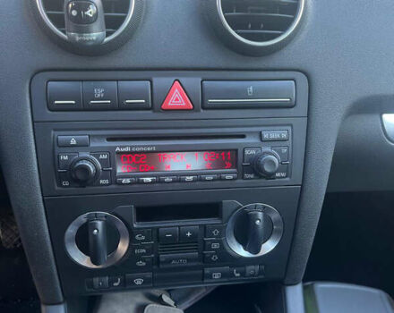 Синій Ауді А3, об'ємом двигуна 1.6 л та пробігом 233 тис. км за 5700 $, фото 8 на Automoto.ua