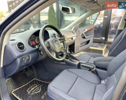 Синий Ауди А3, объемом двигателя 1.6 л и пробегом 206 тыс. км за 7499 $, фото 11 на Automoto.ua