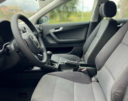 Синій Ауді А3, об'ємом двигуна 1.6 л та пробігом 234 тис. км за 7800 $, фото 23 на Automoto.ua