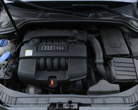 Синий Ауди А3, объемом двигателя 1.6 л и пробегом 212 тыс. км за 8300 $, фото 8 на Automoto.ua