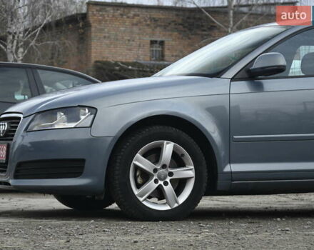 Синій Ауді А3, об'ємом двигуна 1.6 л та пробігом 212 тис. км за 8300 $, фото 5 на Automoto.ua