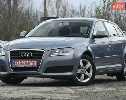 Синий Ауди А3, объемом двигателя 1.6 л и пробегом 212 тыс. км за 7900 $, фото 5 на Automoto.ua