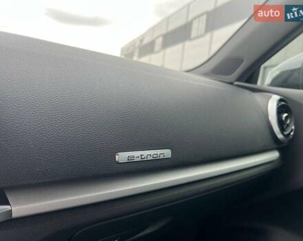 Ауді А3 2017 у Львові на Automoto.ua Синій Ауді А3, об'ємом двигуна 1.4 л та пробігом 92 тис. км за 17490 $, фото 35 на Automoto.ua