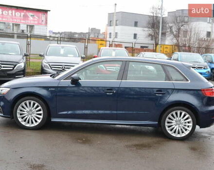 Синій Ауді А3, об'ємом двигуна 1.4 л та пробігом 141 тис. км за 15999 $, фото 11 на Automoto.ua