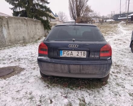 Синий Ауди А3, объемом двигателя 2 л и пробегом 370 тыс. км за 500 $, фото 1 на Automoto.ua