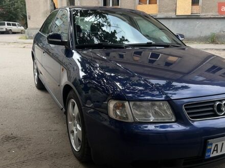 Синій Ауді А3, об'ємом двигуна 1.8 л та пробігом 275 тис. км за 4400 $, фото 1 на Automoto.ua