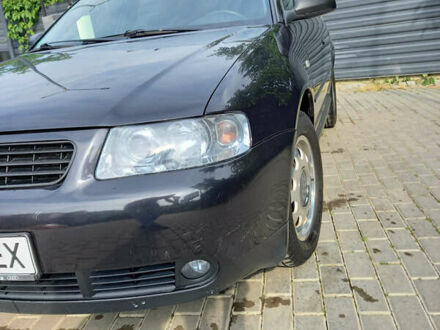 Синий Ауди А3, объемом двигателя 1.6 л и пробегом 237 тыс. км за 3900 $, фото 1 на Automoto.ua