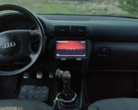 Зеленый Ауди А3, объемом двигателя 1.6 л и пробегом 270 тыс. км за 2337 $, фото 6 на Automoto.ua