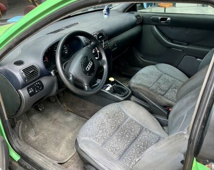 Зеленый Ауди А3, объемом двигателя 1.8 л и пробегом 200 тыс. км за 3200 $, фото 1 на Automoto.ua