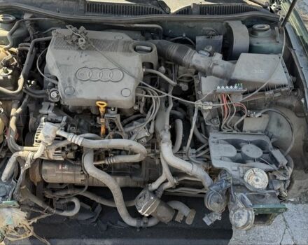 Зеленый Ауди А3, объемом двигателя 1.6 л и пробегом 400 тыс. км за 1550 $, фото 4 на Automoto.ua