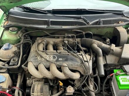 Зеленый Ауди А3, объемом двигателя 1.8 л и пробегом 200 тыс. км за 3200 $, фото 1 на Automoto.ua