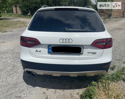 Білий Ауді A4 Allroad, об'ємом двигуна 2 л та пробігом 159 тис. км за 15300 $, фото 4 на Automoto.ua