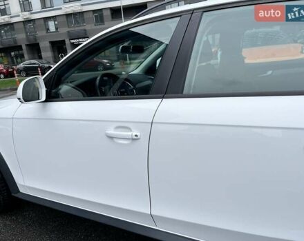 Білий Ауді A4 Allroad, об'ємом двигуна 1.97 л та пробігом 203 тис. км за 12500 $, фото 3 на Automoto.ua