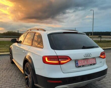 Белый Ауди А4 Олроуд, объемом двигателя 2 л и пробегом 315 тыс. км за 15900 $, фото 5 на Automoto.ua