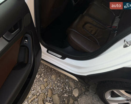 Белый Ауди А4 Олроуд, объемом двигателя 2 л и пробегом 256 тыс. км за 16699 $, фото 98 на Automoto.ua