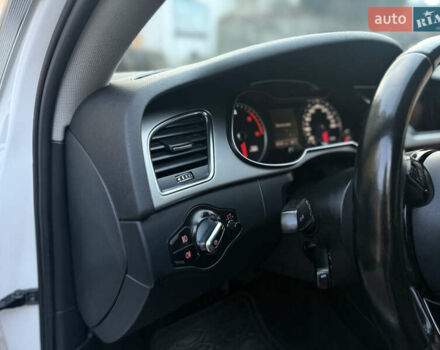 Белый Ауди А4 Олроуд, объемом двигателя 2 л и пробегом 256 тыс. км за 16699 $, фото 66 на Automoto.ua