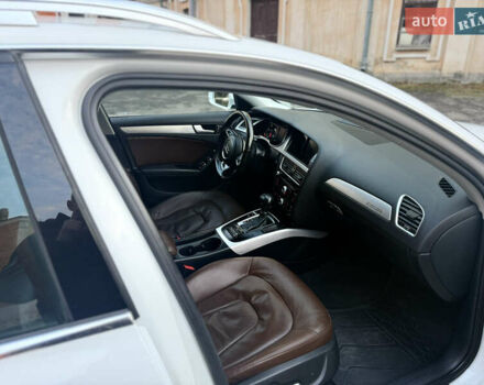 Белый Ауди А4 Олроуд, объемом двигателя 2 л и пробегом 256 тыс. км за 16699 $, фото 61 на Automoto.ua