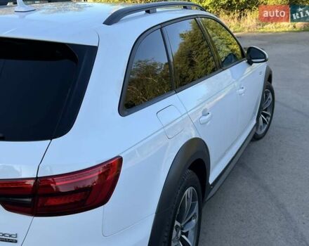 Белый Ауди А4 Олроуд, объемом двигателя 3 л и пробегом 265 тыс. км за 23450 $, фото 9 на Automoto.ua