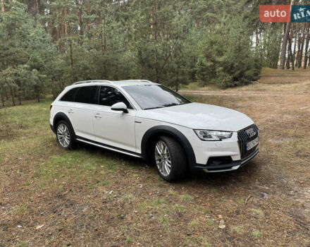 Белый Ауди А4 Олроуд, объемом двигателя 3 л и пробегом 198 тыс. км за 25500 $, фото 5 на Automoto.ua